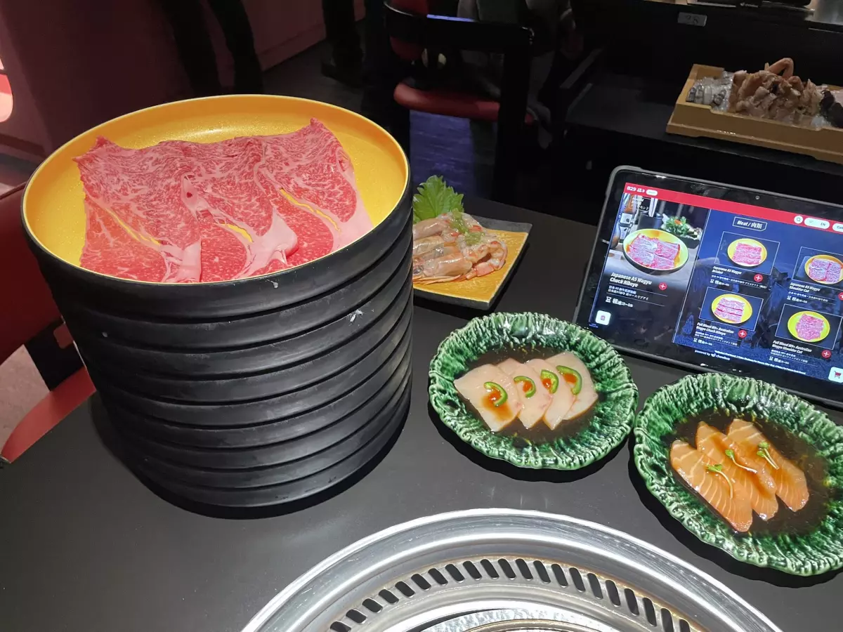 Chubby Group | How I ate more Japanese A5 Wagyu than I ever had in my life — while being timed Chubby Group | How I ate more Japanese A5 Wagyu than I ever had in my life — while being timed